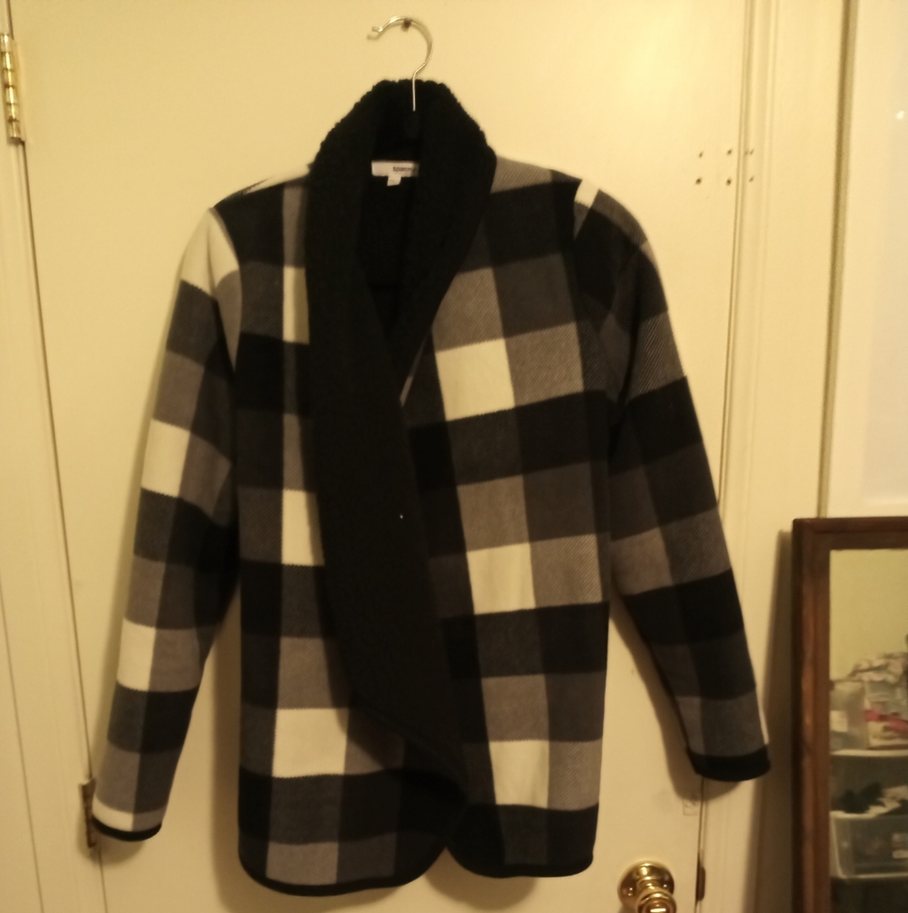 Ladies lightweight fleece jacket